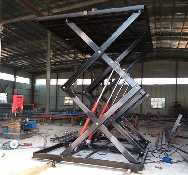 剪叉式升降貨梯-濟(jì)南揚(yáng)程升降機(jī)械有限公司